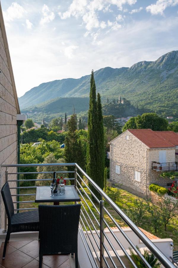 Apartments Dubelj Komolac Dış mekan fotoğraf