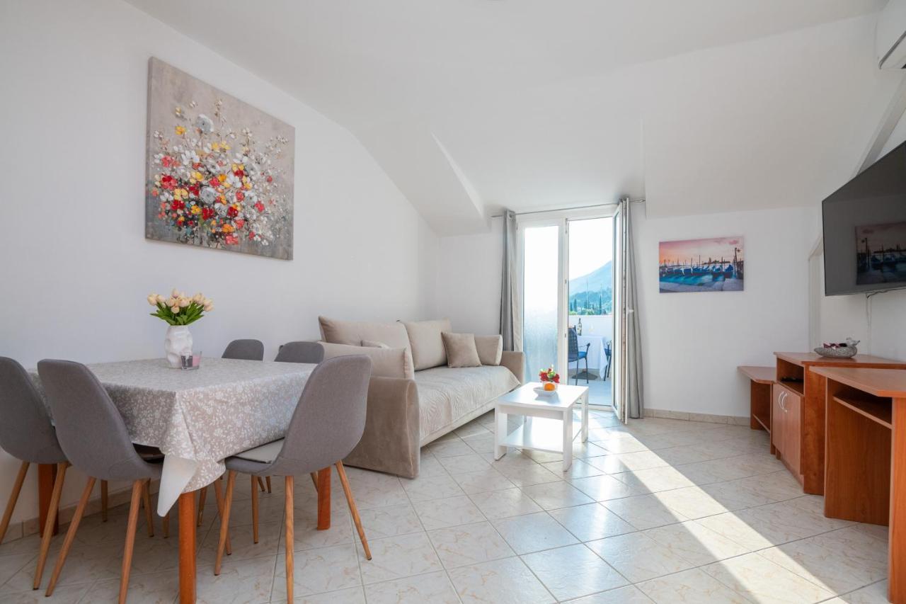 Apartments Dubelj Komolac Dış mekan fotoğraf